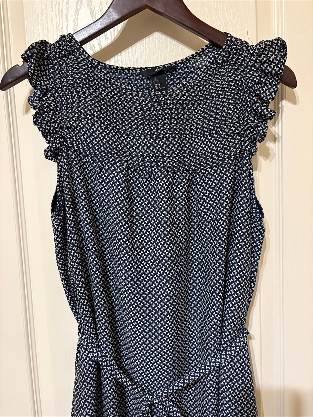 H&M - Picture 2 of 5